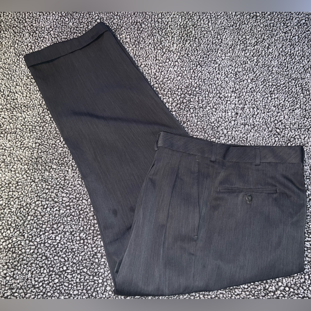 Men’s Stafford Classic Fit Dress Pants - size 36/30 in Charcoal